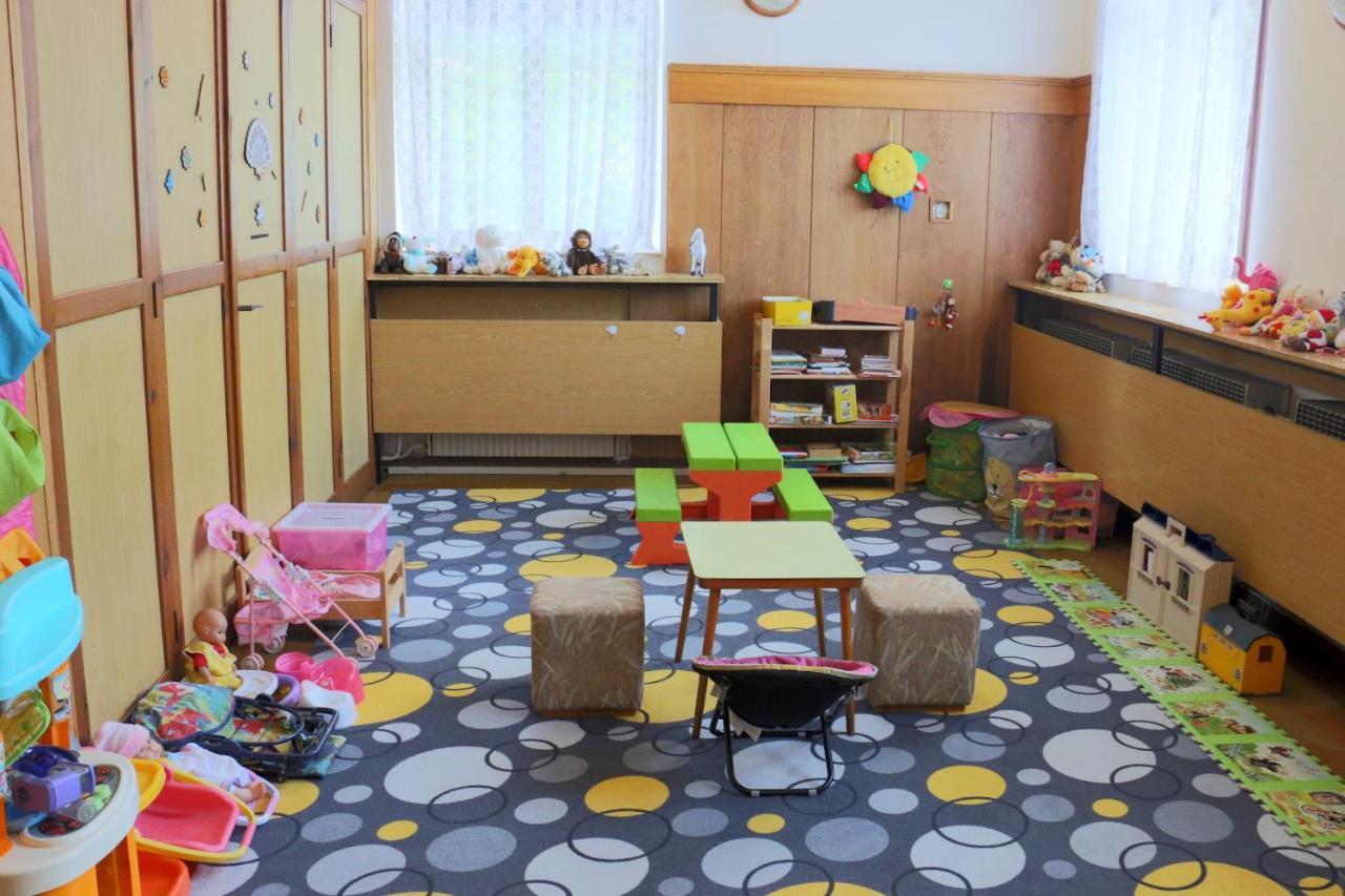Hotel Maredis Kořenov Eksteriør bilde