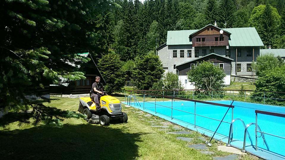 Hotel Maredis Kořenov Eksteriør bilde